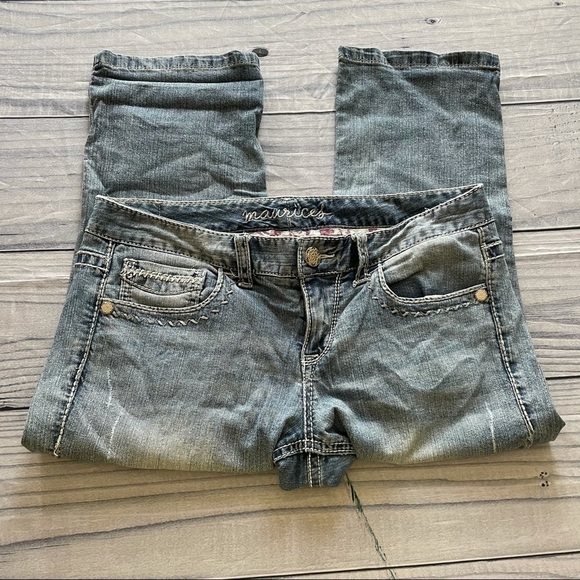 ✅HOST Pick✅ Maurices Cropped Jeans, Size 5/6 - Picture 7 of 10